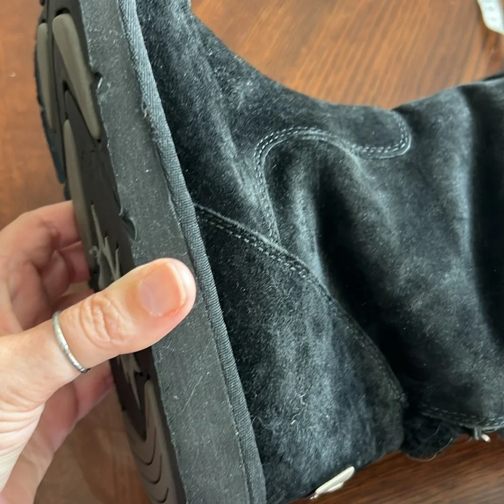 UGG Roseberry Tall Lace Back Black Women”s Size 8 Sheepskin Boots - Picture 9 of 10